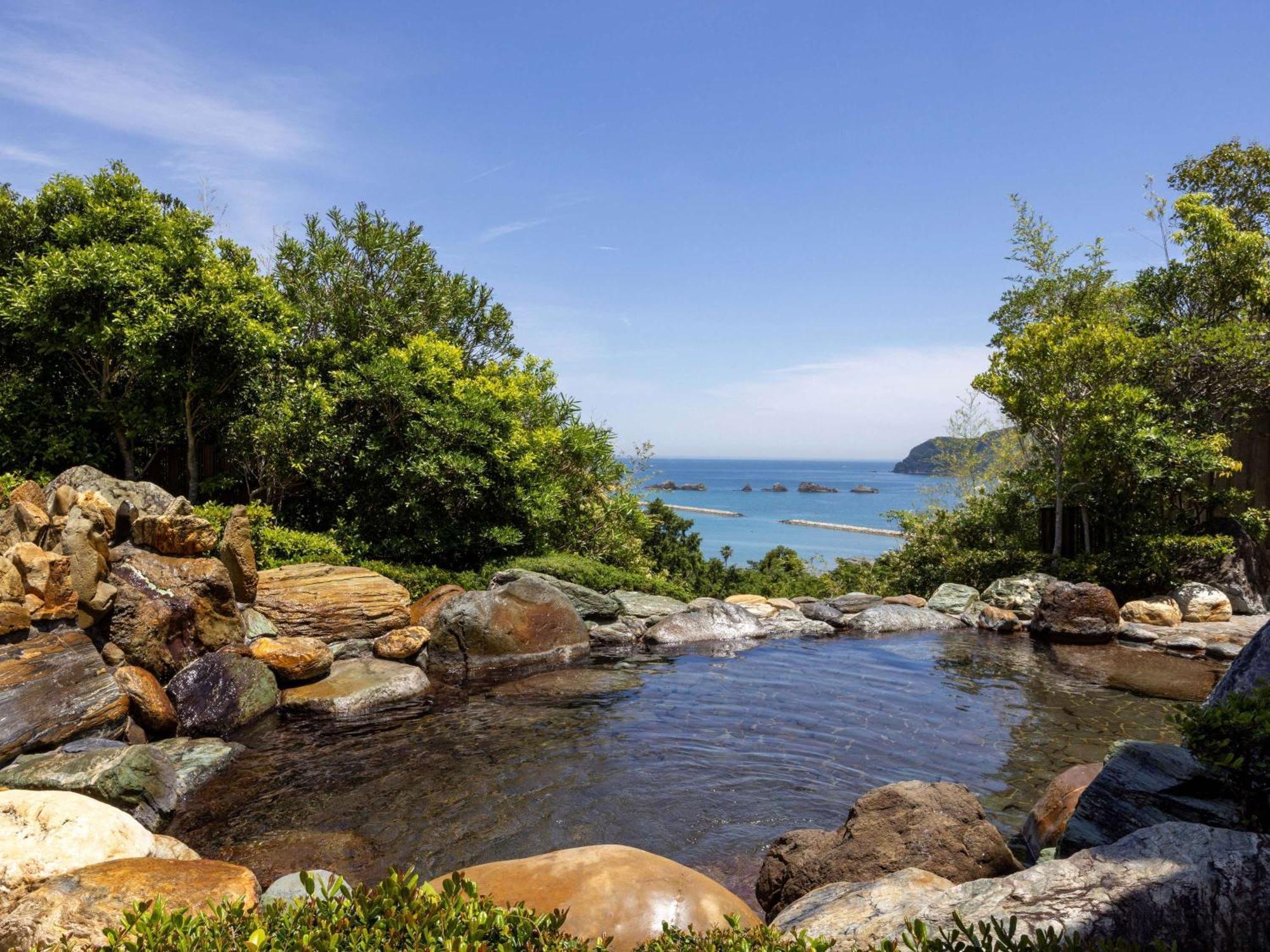 Mercure Wakayama Kushimoto Resort & Spa Exterior foto